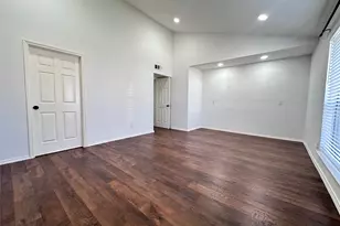 1818 Cripple Creek Dr, Garland, TX 75041 - Photo 16