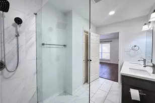 1818 Cripple Creek Dr, Garland, TX 75041 - Photo 18