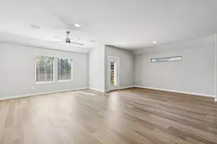 421 Hundred Acre Dr, Waxahachie, TX 75165 - Photo 10