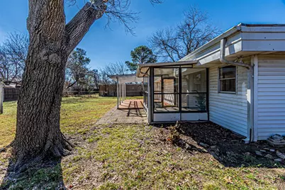 626 Kingston Drive, Irving, TX 75061 - Photo 32