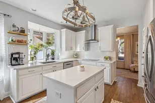 10317 Megan Ct, Frisco, TX 75035 - Photo 8