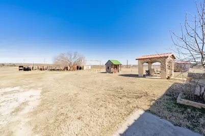 474 Hanging Tree Road, Bowie, TX 76230 - Photo 16
