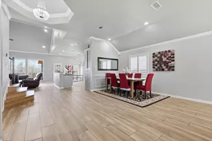 3825 Island Ct, Carrollton, TX 75007 - Photo 2