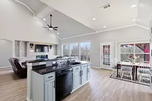 3825 Island Ct, Carrollton, TX 75007 - Photo 16