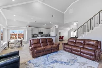 3825 Island Court, Carrollton, TX 75007 - Photo 12