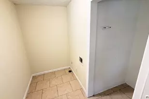 1102 Poindexter Ave, Cleburne, TX 76033 - Photo 10