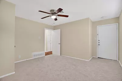 1102 Poindexter Avenue, Cleburne, TX 76033 - Photo 14