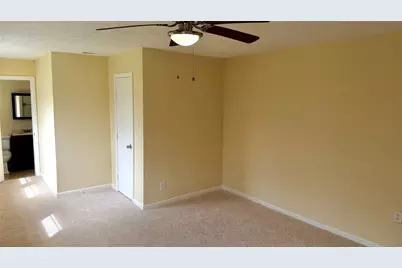 1102 Poindexter Avenue, Cleburne, TX 76033 - Photo 14