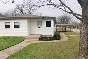 1102 Poindexter Ave, Cleburne, TX 76033 - Photo 4