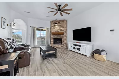 10304 Gray Oak Lane, Fort Worth, TX 76108 - Photo 6