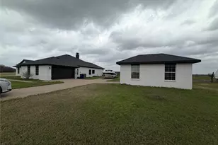 154 Whispering Winds Dr, Gunter, TX 75058 - Photo 2