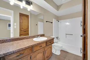 907 Potomac Dr, Lancaster, TX 75134 - Photo 20