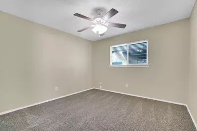 907 Potomac Drive, Lancaster, TX 75134 - Photo 18