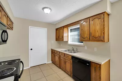 907 Potomac Drive, Lancaster, TX 75134 - Photo 12