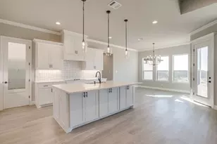 1016 Freedom Ct, Weatherford, TX 76088 - Photo 16