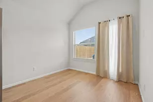 315 Lost Crk Trl, Greenville, TX 75402 - Photo 12