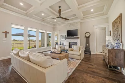 2040 Spieth Street, Granbury, TX 76048 - Photo 8