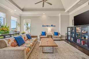 2040 Spieth St, Granbury, TX 76048 - Photo 18