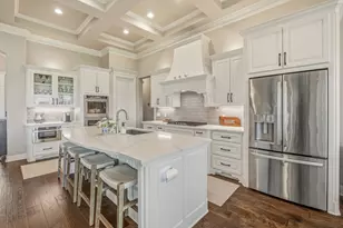 2040 Spieth St, Granbury, TX 76048 - Photo 12