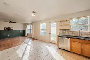 1906 Beach Dr, Dallas, TX 75051 - Photo 14