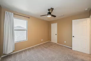 1906 Beach Dr, Dallas, TX 75051 - Photo 32