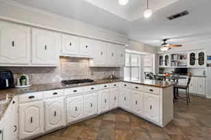 18116 Aramis Ln, Dallas, TX 75252 - Photo 14