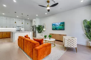 708 W 10th St, Dallas, TX 75208 - Photo 6