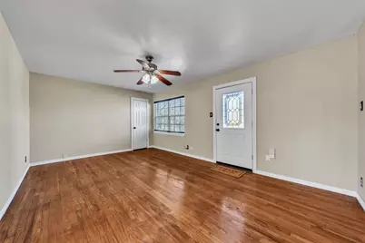 1112 E Mitchell Street, Arlington, TX 76010 - Photo 8