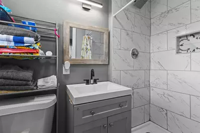 8660 Wolfwood Lane, Dallas, TX 75217 - Photo 18