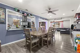 8660 Wolfwood Ln, Dallas, TX 75217 - Photo 12