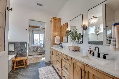 5629 Lakeshore Court, Malakoff, TX 75148 - Photo 4