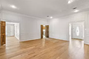 2942 Woodland Hills Dr, Grapevine, TX 76051 - Photo 8