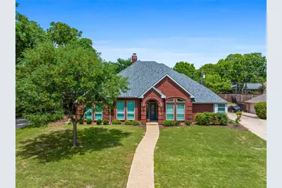 2942 Woodland Hills Drive, Grapevine, TX 76051 - Photo 2