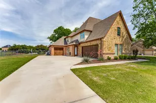 11824 Pecan Orchard Way, Fort Worth, TX 76179 - Photo 2