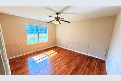 2816 Gardenia Street, Fort Worth, TX 76119 - Photo 14