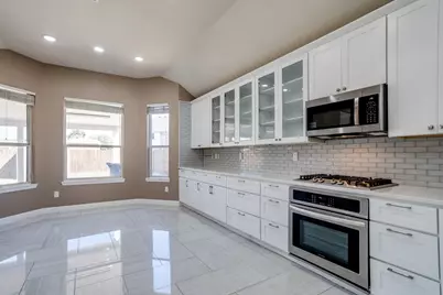 8119 La Frontera Trail, Arlington, TX 76002 - Photo 8