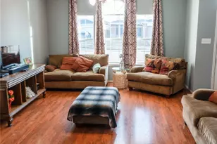 1025 Buffalo Springs Dr, Fort Worth, TX 76140 - Photo 4