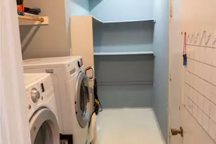 1025 Buffalo Springs Dr, Fort Worth, TX 76140 - Photo 24