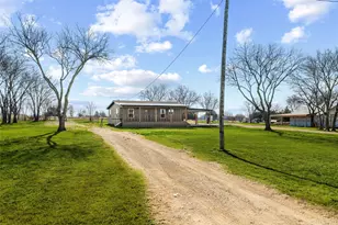 5351 Old Buena Vista Rd, Waxahachie, TX 75167 - Photo 2