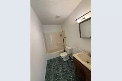 1605 E 10th Avenue, Corsicana, TX 75110 - Photo 24