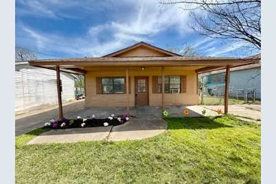 1605 E 10th Avenue, Corsicana, TX 75110 - Photo 2