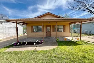 1605 E 10th Ave, Corsicana, TX 75110 - Photo 2