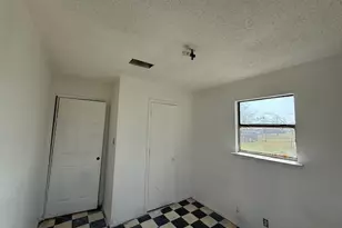 1605 E 10th Ave, Corsicana, TX 75110 - Photo 16