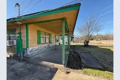 1605 E 10th Avenue, Corsicana, TX 75110 - Photo 30