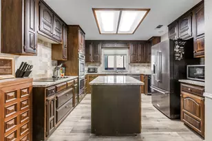 2005 Colonial Ct, Richardson, TX 75082 - Photo 12