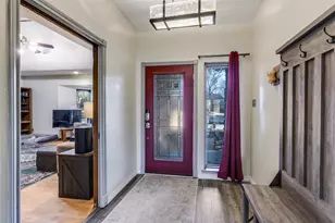 2005 Colonial Ct, Richardson, TX 75082 - Photo 2