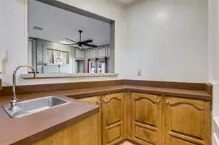 2005 Colonial Ct, Richardson, TX 75082 - Photo 8