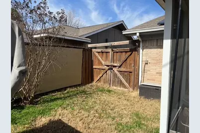 2020 Vickie Drive, Irving, TX 75060 - Photo 26