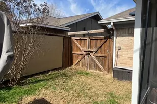 2020 Vickie Dr, Irving, TX 75060 - Photo 26