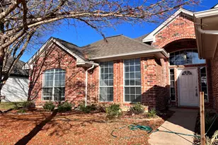 111 Chambers Creek Cir, Maypearl, TX 76064 - Photo 2